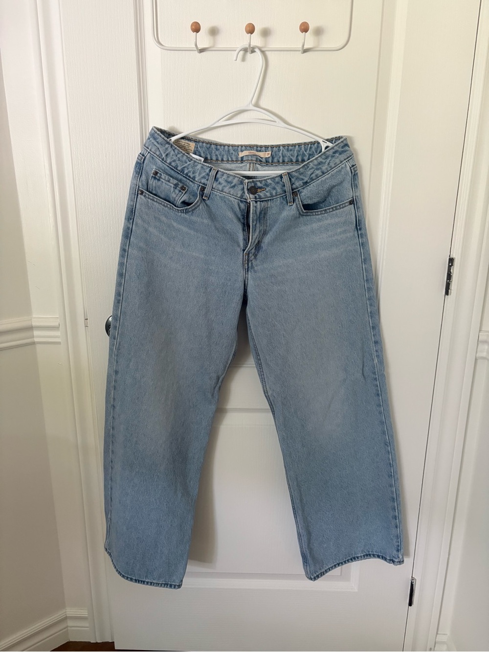 Light Blue Women’s low rise baggy Jeans Levis